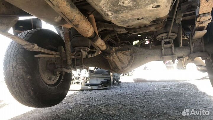 Задний мост Toyota Tundra 1 2006