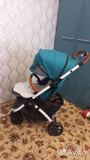 Продаётся детская прогулочная коляска