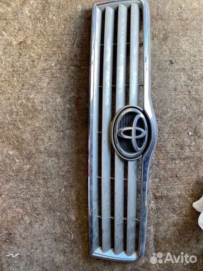 Решетка радиатора