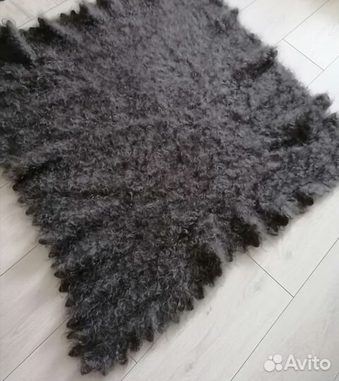 Шаль пуховая ручная работа. Новая