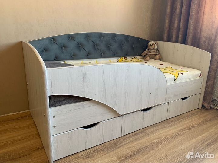 Кровать детская С бортиком Новая Фабрика