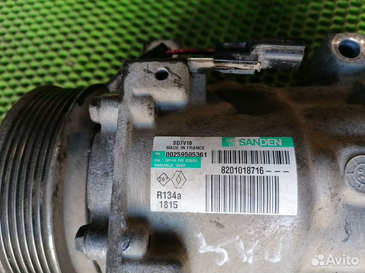 Компрессор кондея на Renault Duster 2л F4RA400