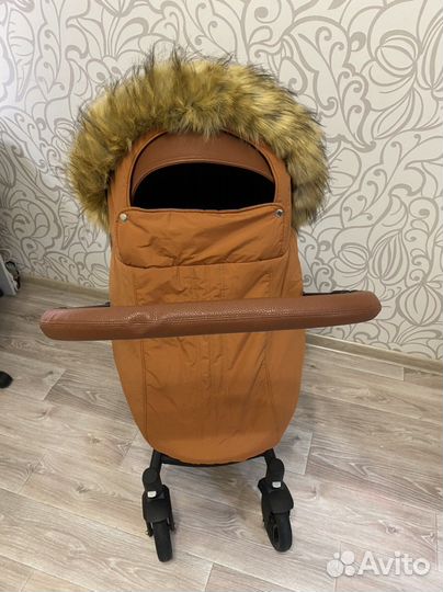 Накидка на коляску с меховой опушкой