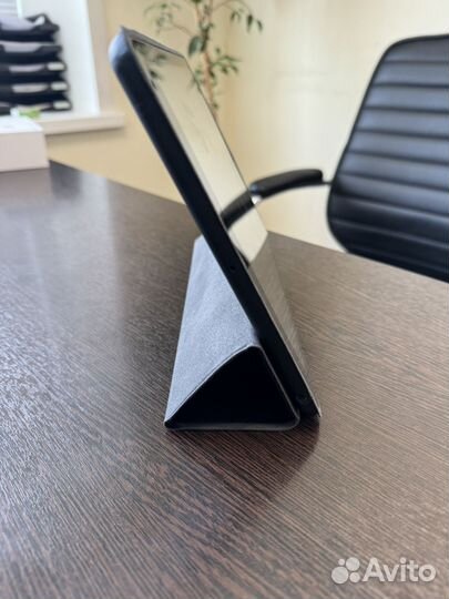 iPad 7 32gb wi-fi + cellular (сим карта)