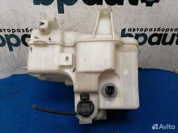 Бачок омывателя 85355-50080 Lexus LS