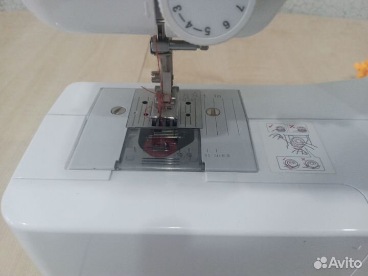 Швейная машинка Brother