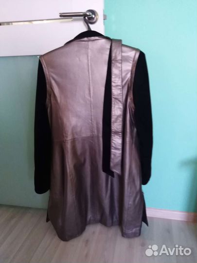 Плащ женский