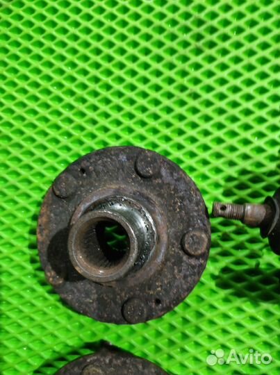 Кулак поворотный передний левый правый Hyundai