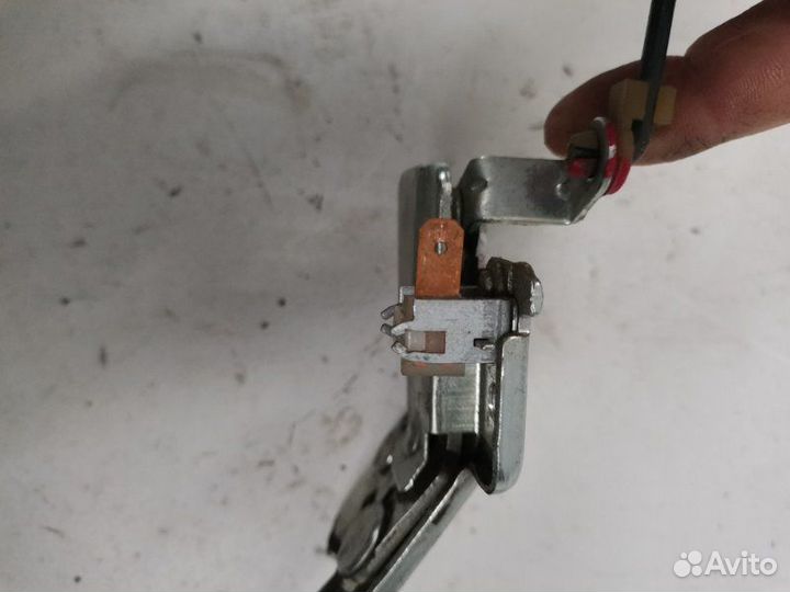 Замок багажника задний Заз Chevrolet Chance Lanos