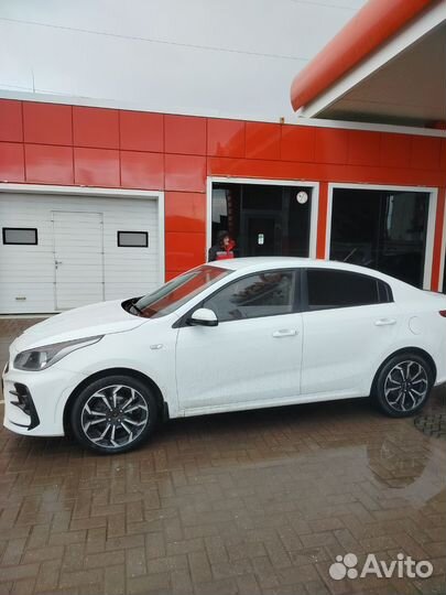 Kia Rio 1.4 AT, 2018, 212 000 км