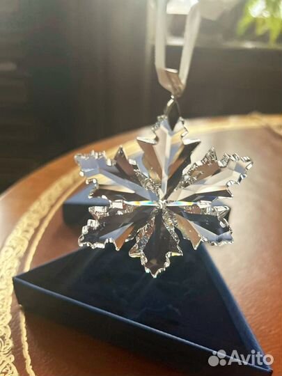 Swarovski украшение