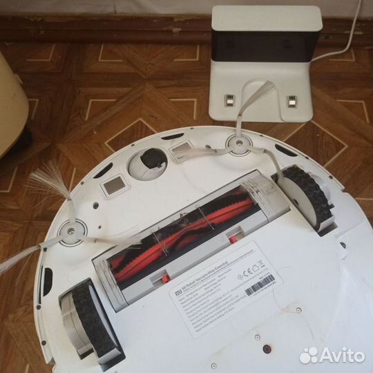 Робот пылесос Xiaomi Mi Robot Vacuum-Mop