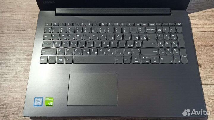 Ноутбук Lenovo