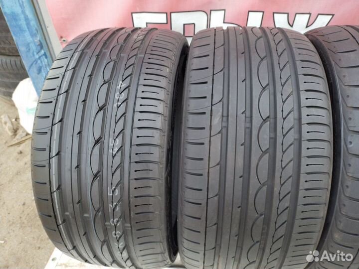 Yokohama Advan Sport V107 245/40 R20 и 275/35 R20