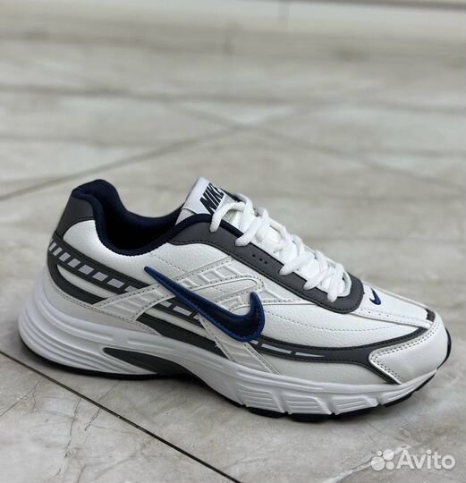 Кроссовки мужские nike