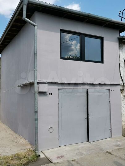 Гараж, > 30 м²