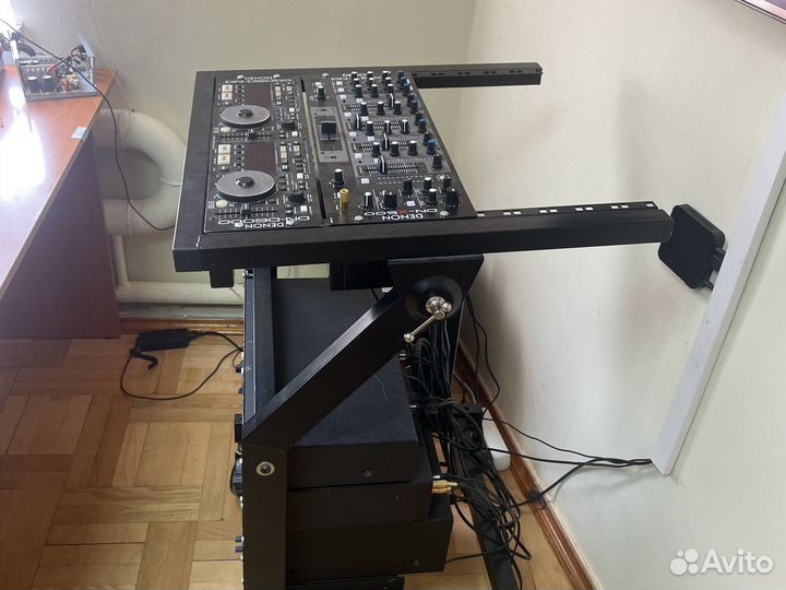 HI-FI стойка аппаратуры (все цифровые форматы)