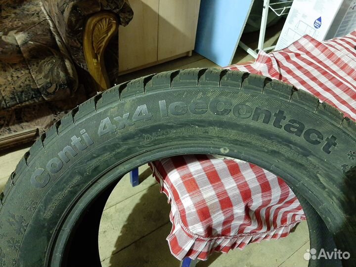 Continental Conti4x4IceContact 255/55 R18 109Q
