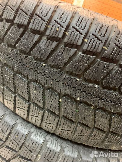 Оригинал Porsche Cayenne 958 Nitto 275/45 R20