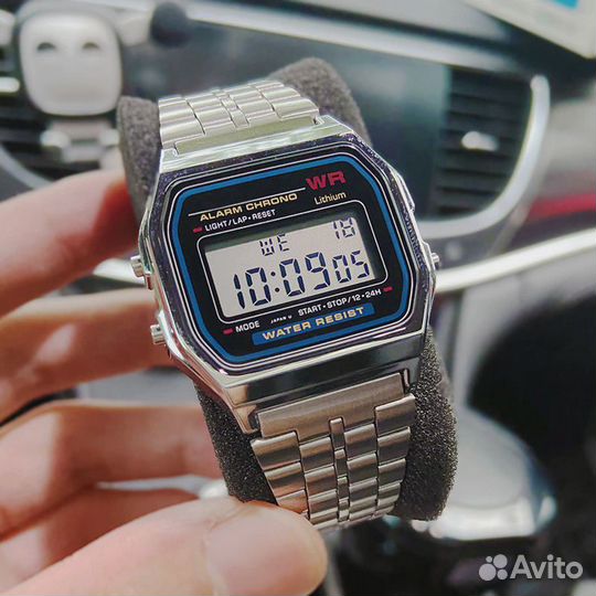 Часы наручные электрон. с браслетом в стиле Casio