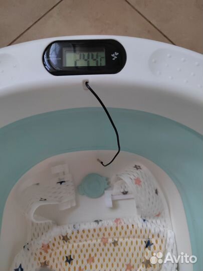 Ванночка для купания складная с термометром