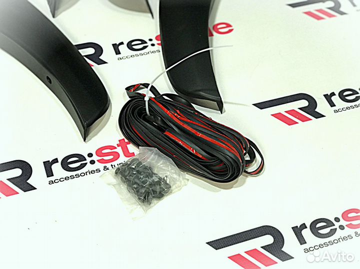 Фендера Toyota Hilux Pick Up с16г Тонкие