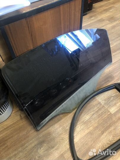 Стекло зад. лев. двери Chevrolet Aveo T300, седан