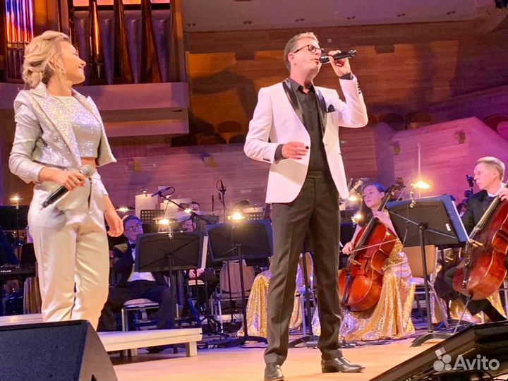 Итальянский певец,артист,вокалист