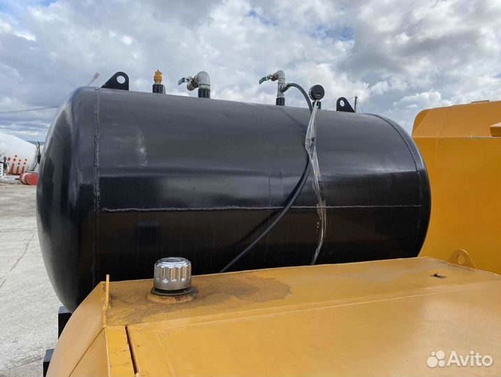 Водобак на миксер абс