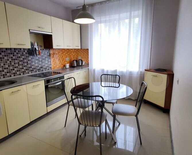 3-к. квартира, 76 м², 3/12 эт.