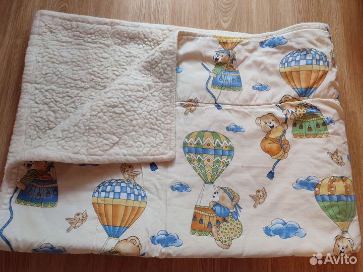 Бортики в кроватку и одеяло