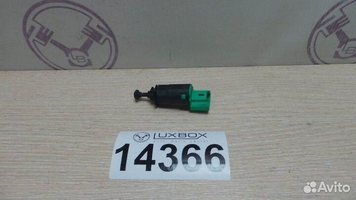 Датчик включения стопсигнала Peugeot 308 T7 5FS