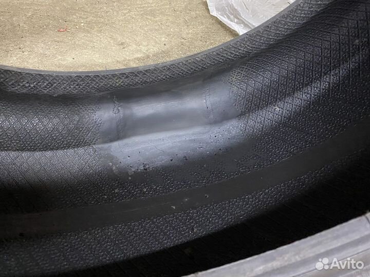 Triangle Sports TH201 235/45 R18 197B