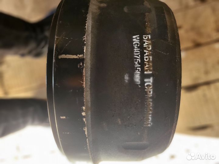 Передние тормозные барабаны