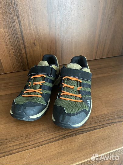 Кроссовки для мальчика adidas