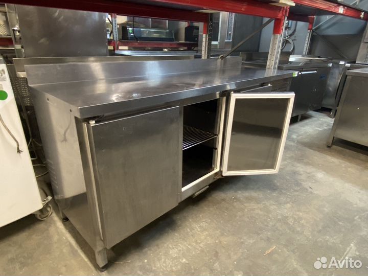 Холодильный стол