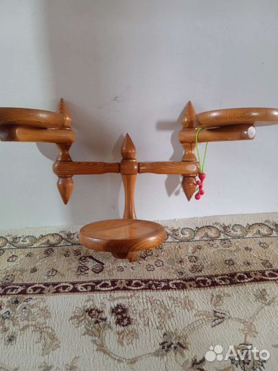 Подставка под цветы дерево