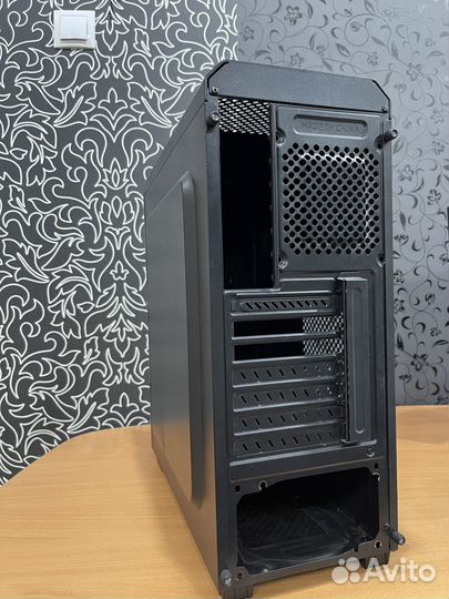 Игровой корпус для пк Aerocool Aero-300