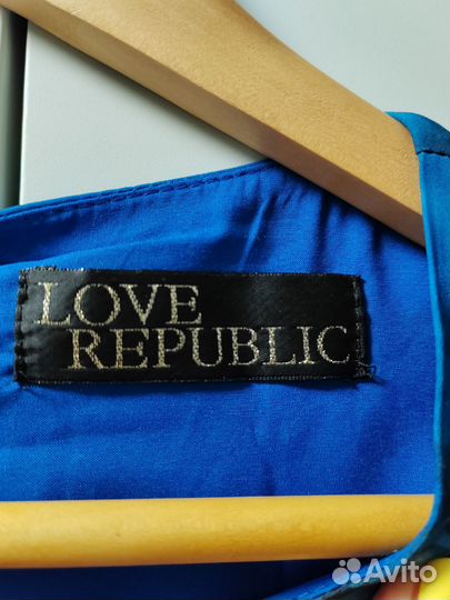 Платье женское