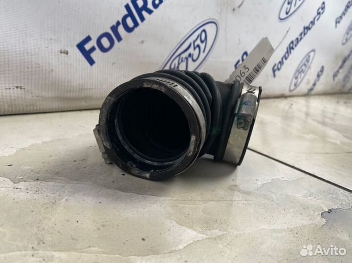 Патрубок воздушного фильтра (гофра) Suzuki Swift