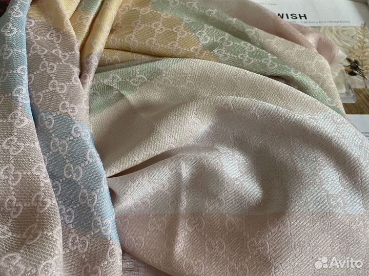 Шаль Gucci
