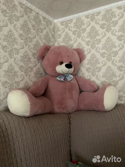 Плюшевый медведь