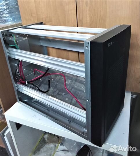 Батарейный модуль Eaton 9130 Ebm 3000