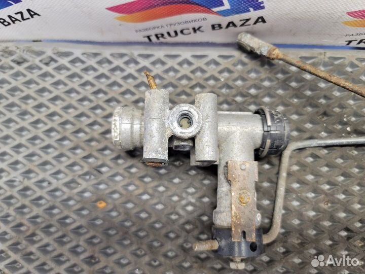 Кран уровня пола Полуприцепы Разные