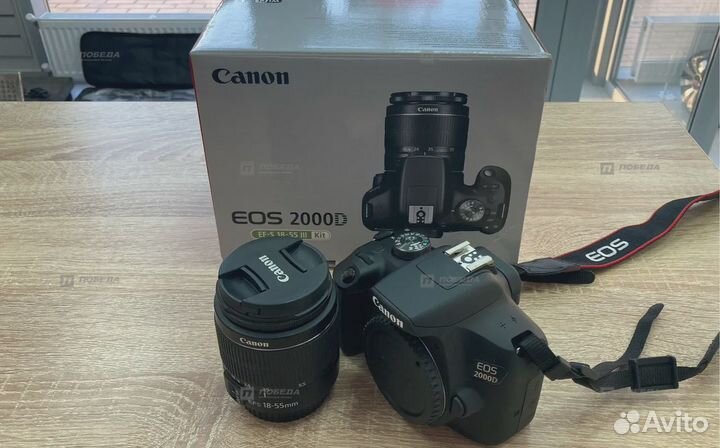 Фотоаппарат Canon EOS 2000D