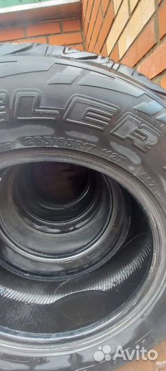 Bridgestone Dueler A/T 697 265/65 R17