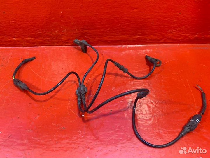 Датчик износа колодок передний Mercedes-Benz