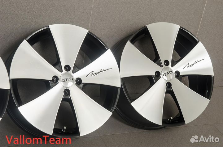 Лот M98489 Фирменные 17-e диски D.A.D