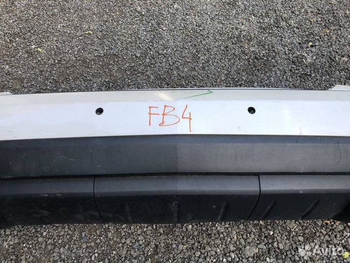 Бампер задний Cadillac SRX II 09-16