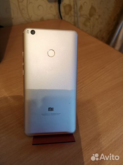 Xiaomi Mi Max 2, 4/64 ГБ